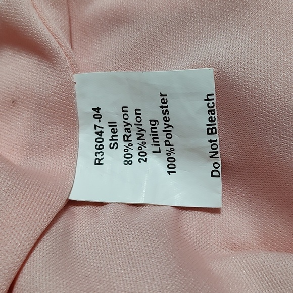 Pink Lily Pink and White Tropical Print Romper Size M - Picture 4 of 4